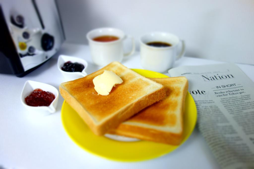 Guest House Carpe Hiroshima Koi Екстер'єр фото
